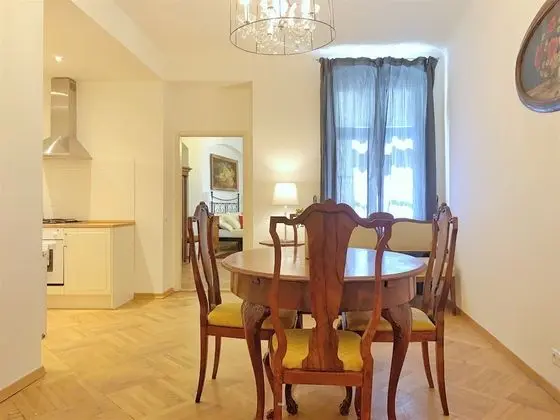 Small Luxury Palace Residence - İç Mekan