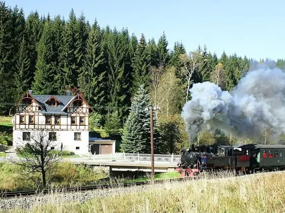 Small, Modern Apartment in Jöhstadt With Terrace