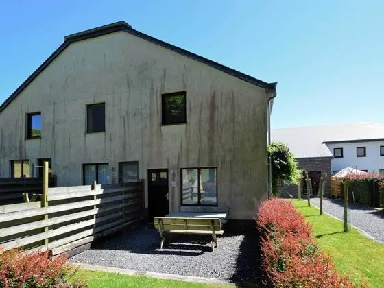 Small, Simple and Reasonably Priced Semi-detached House With its own Terrace - Öne Çıkan Resim