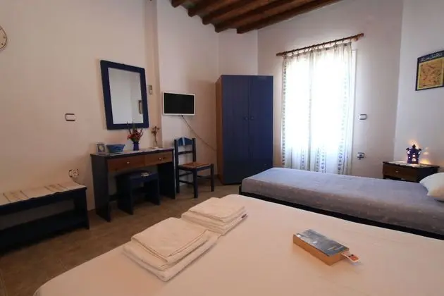 Smaragda Rooms & Studios - Oda