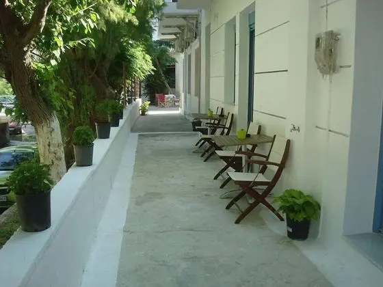 Smaragdi Rooms