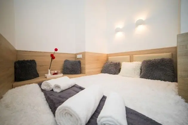 Smart Apartment Krehivska 7b - 1