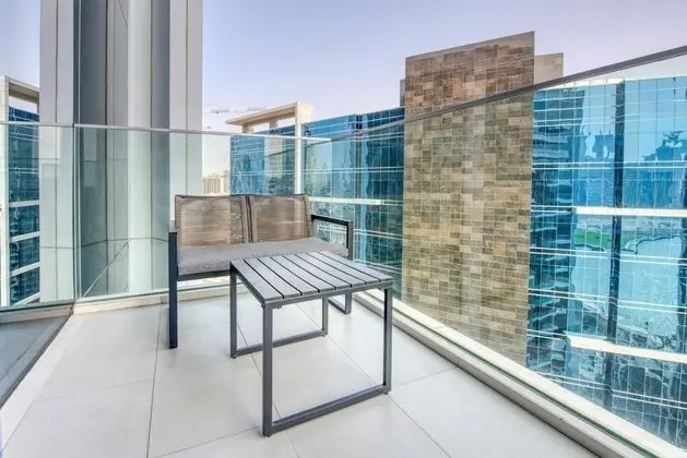 Smart and Contemporary Apt With Burj Khalifa View - Oda