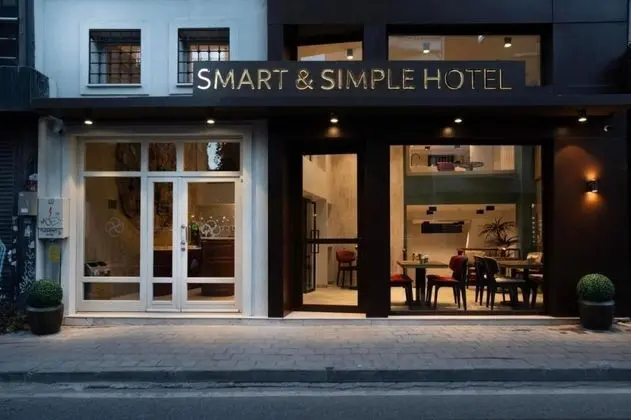 Smart and Simple Hotel Karaköy - 1