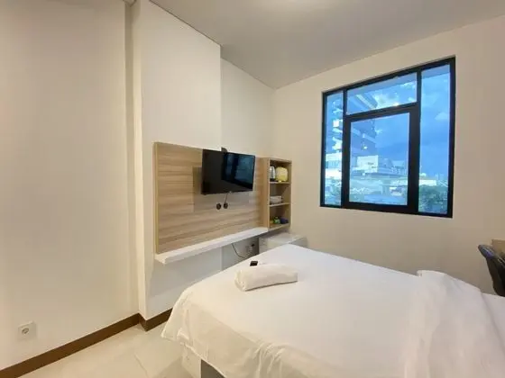 Smart Studio Room Semi Apartment at The Lodge Paskal near BINUS University - Dış Mekan