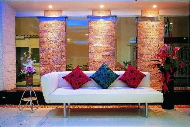Smart Suites Bangkok