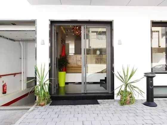 Smarts Hotel - Dış Mekan