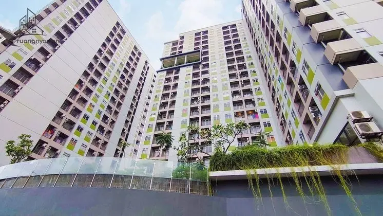 Smile Room at Cibubur Village Apartment