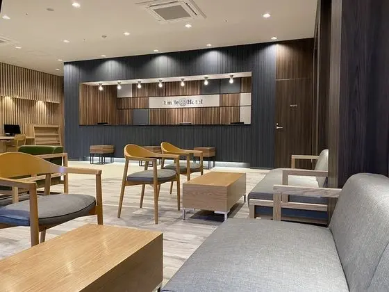 Smile Hotel Shinosaka - Lobi