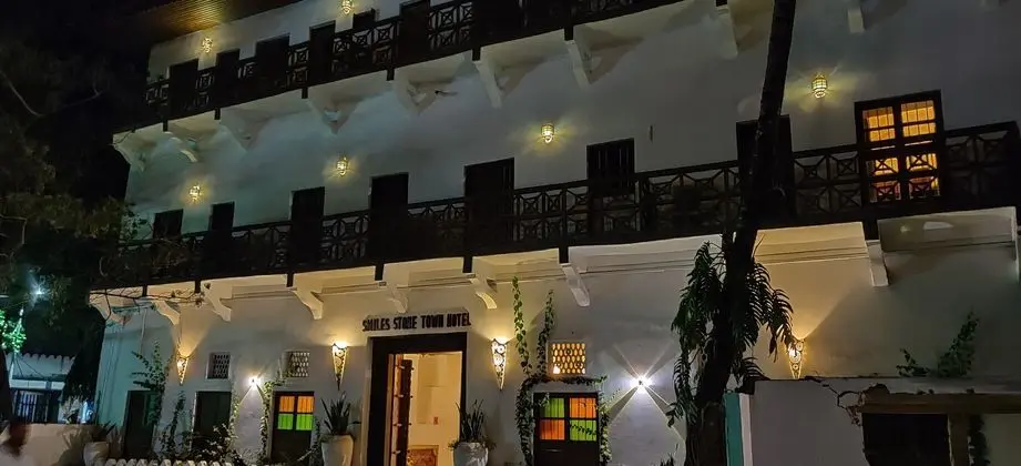 Smiles Stone Town Hotel