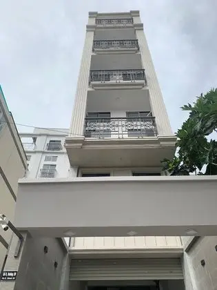 Smiley Apartment District 2