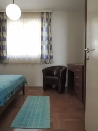 Smilja - 150 m From Pebble Beach - A2 - Oda