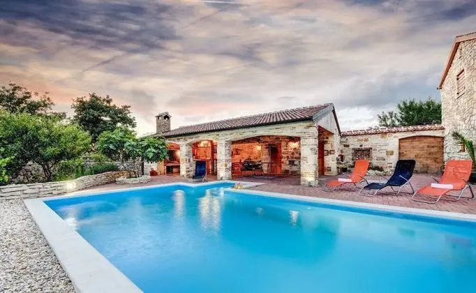 Villa Smilje Traditional Stone House Near Zadar With Private Pool and Ping Pong Table