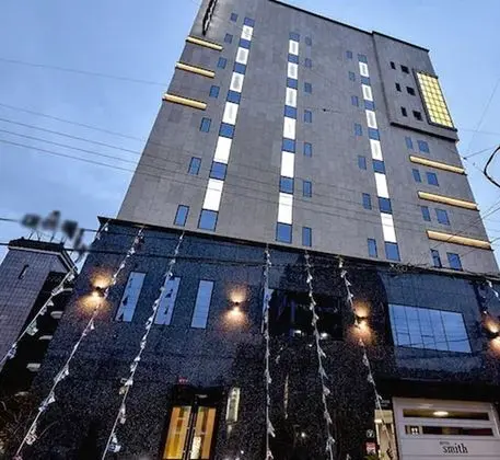 Hotel Smith
