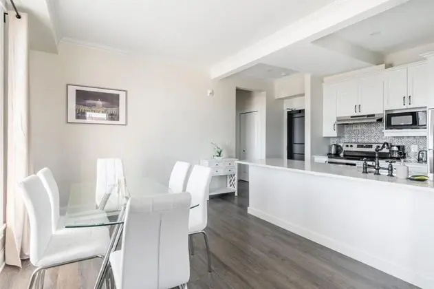 Smiths Falls Luxury Rideau Apartments - Smiths Falls 2 Bd P6 no Balcony 1 Queen 2 Twin - Oda