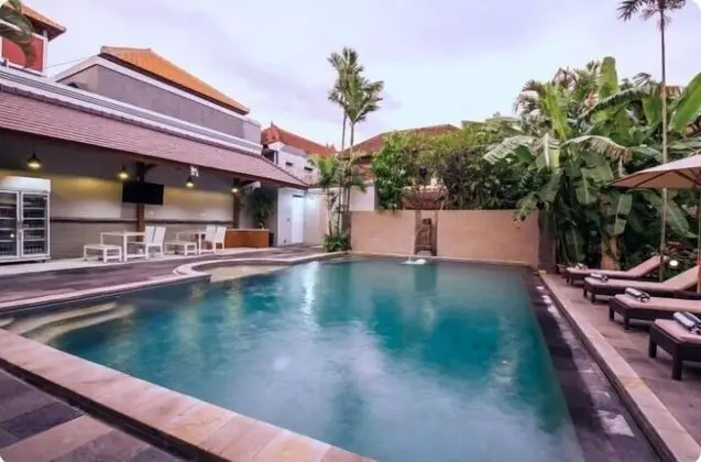 SMV -3BRPOL- JMPIRNG · 3BR Private Pool Walk to Beach and Shops Legian