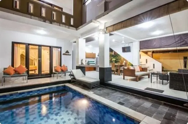 SMV -3BRPOL- JMPIRNG · 3BR Private Pool Walk to Beach and Shops Legian - Havuz
