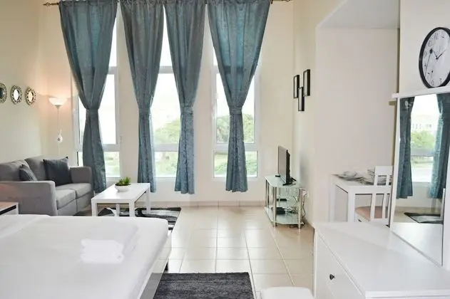 SND - Bright and Spacious Studio - Oda