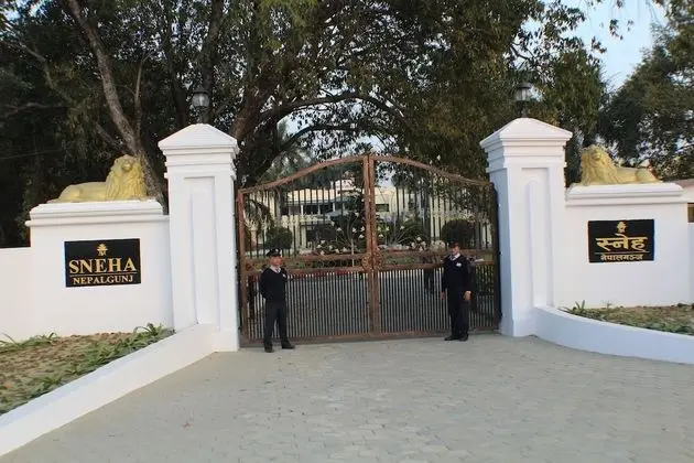 Hotel Sneha Clarks Inn Suites Nepalgunj - Dış Mekan