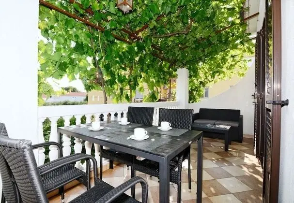 Snježa - Green House - B2 Snjezana