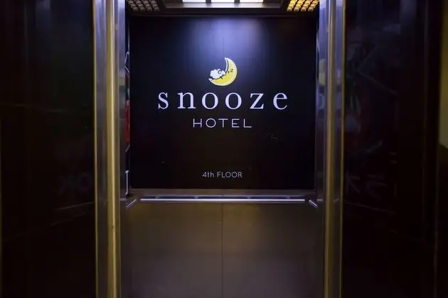 Snooze Hotel Thonglor Bangkok - Dış Mekan