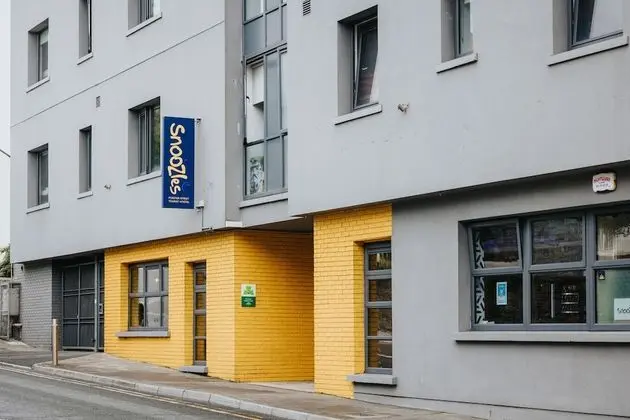 Snoozles Galway City Centre - Dış Mekan
