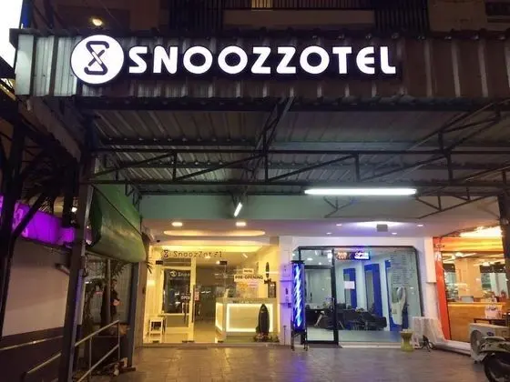 SnoozZotel - Dış Mekan