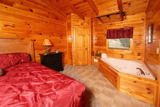 Snow Bear - Two Bedroom Cabin - Havuz