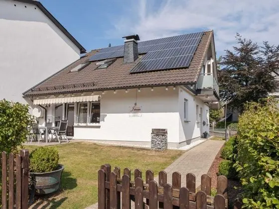 Snow-covered Holiday Home in Winterberg With Sauna, Garden - Öne Çıkan Resim
