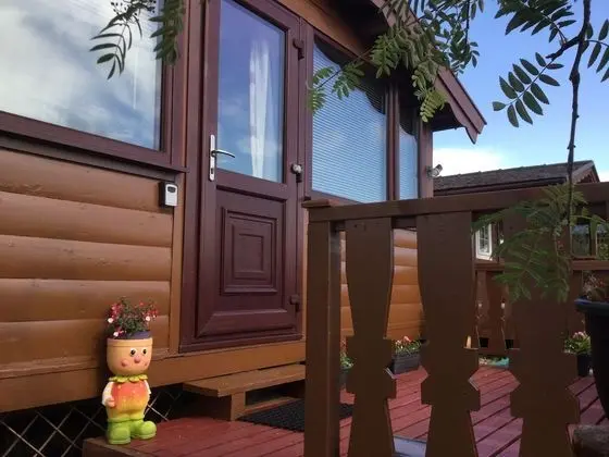Snowdonia National Park Log Cabin With Garden