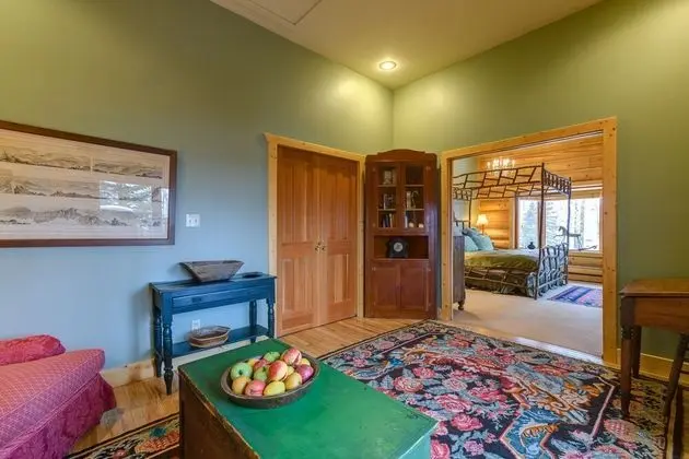 Snowdrift Cabin by Avantstay Breathtaking Home w/ Prime Ski Access & Hot Tub - İç Mekan