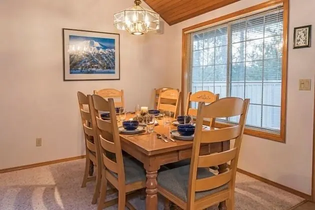 Snowshoe Inn - Mutfak