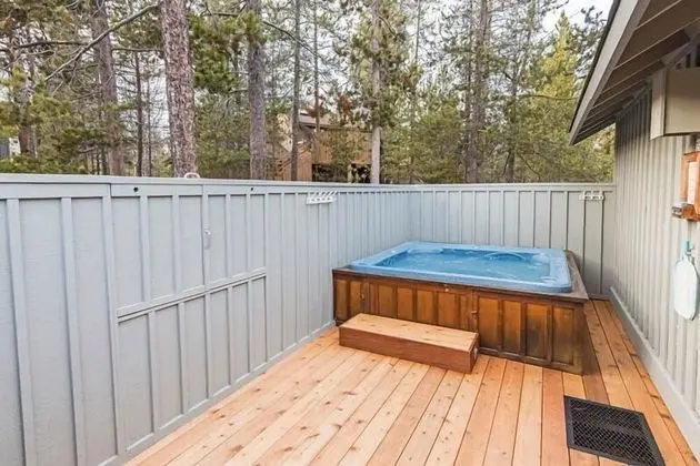 Snowshoe Inn - Spa