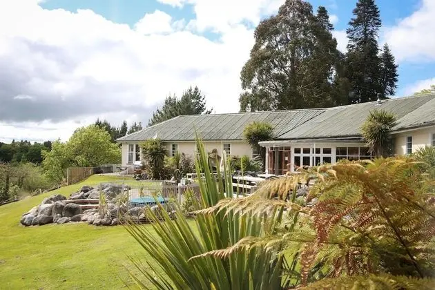 Snowy Waters Lodge