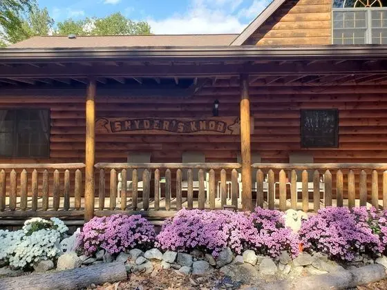 Snyder's Knob Bed and Breakfast - Dış Mekan