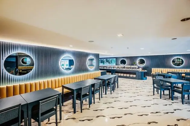 So Boutique Pattaya Hotel & Residences - Yerinde Yemek