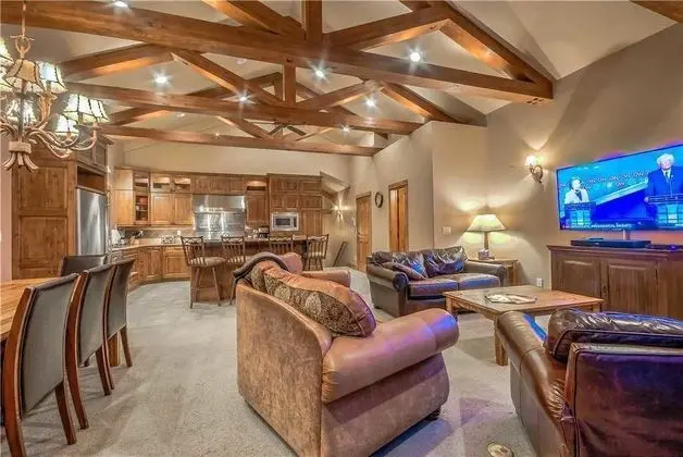 Soaring Eagle Chalet - Öne Çıkan Resim