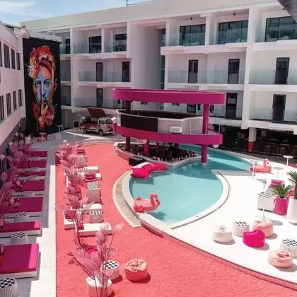 SocialTel Samui - Adults Hotel