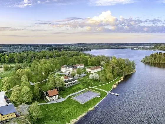 Södertuna Slott - 1