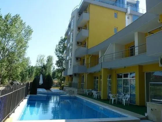 Sofia Apartments in Sunny Residence - Havuz