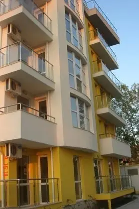 Sofia Apartments in Sunny Residence - Lobi