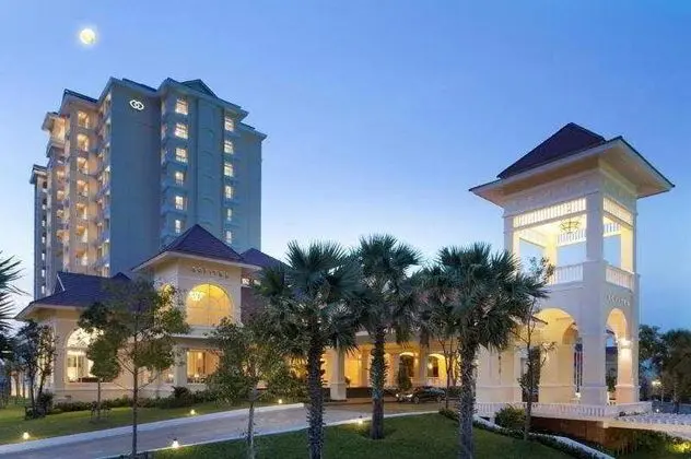 Sofitel Phnom Penh Phokeethra