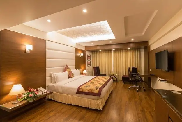 Hotel Softel Plaza