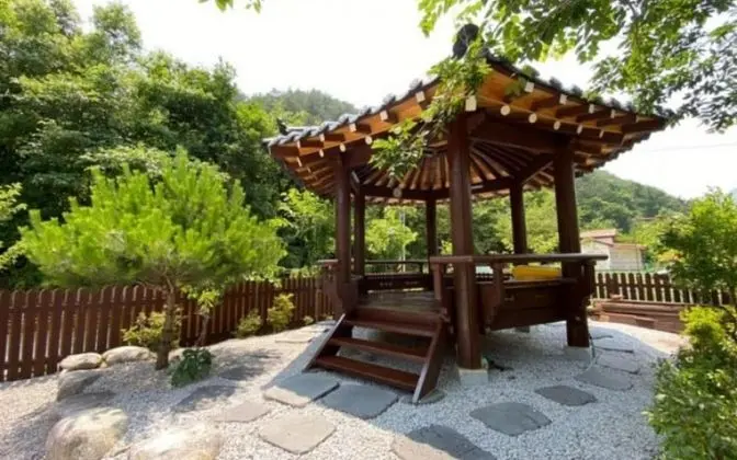 Sogeumgang Naetmulsori Pension