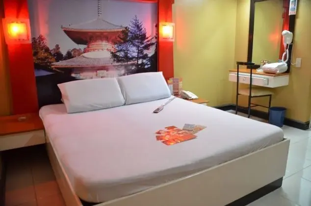 Hotel Sogo Edsa Caloocan - Oda