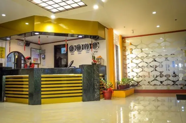 Hotel Sogo LRT Monumento Station - Lobi