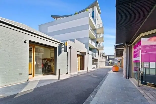 Soho 203