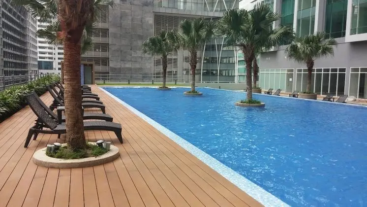 Soho Suites at KLCC by Luxury Suites Asia - Havuz