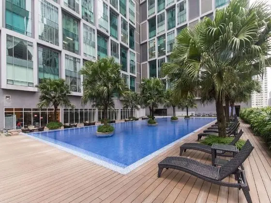 Soho Suites KLCC LX Stay - Havuz