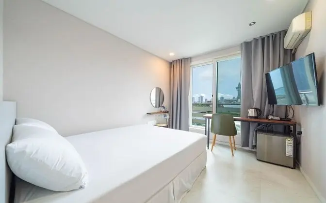 Sokcho Herb Motel
